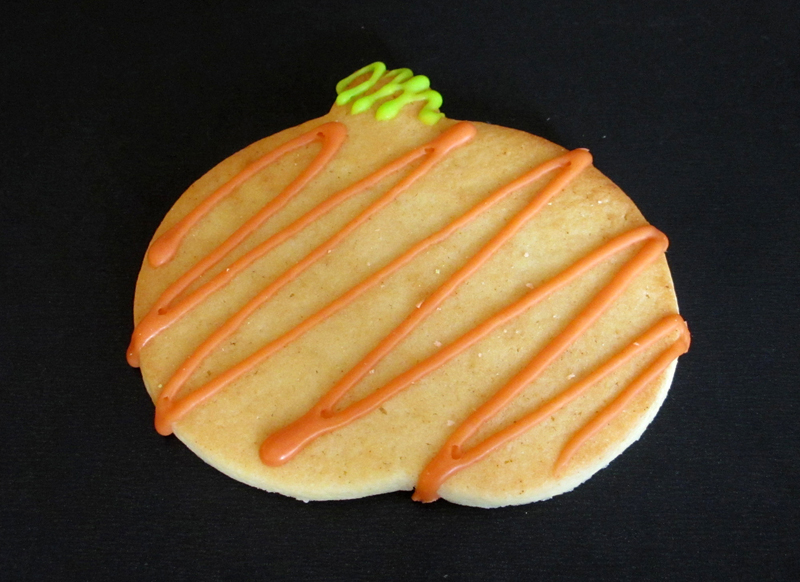artistic pumpkin cookie